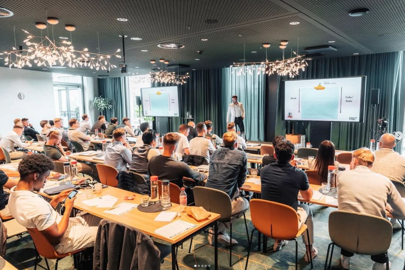 Volle WhiteLion Masterclass mit Foundern